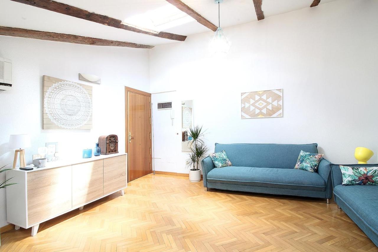Apartament Charming Gran Via IV Madryt Zewnętrze zdjęcie