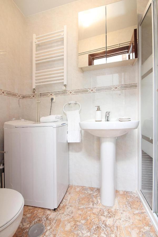 Apartament Charming Gran Via IV Madryt Zewnętrze zdjęcie